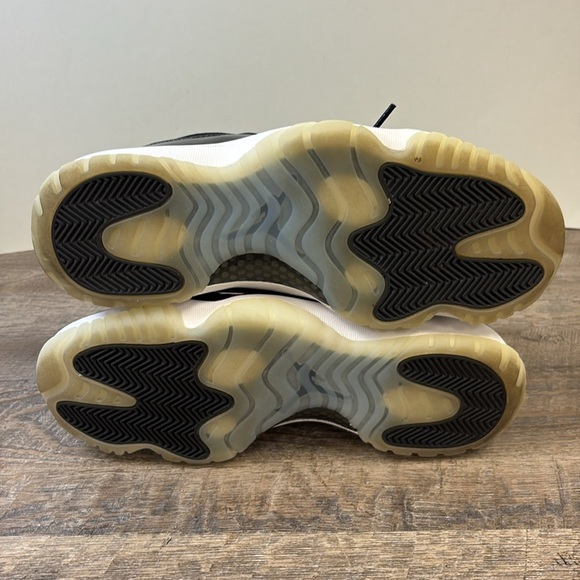 Air Jordan 11 Retro Low “Barons” – Men’s Size 10 – 528895-010 main image 15